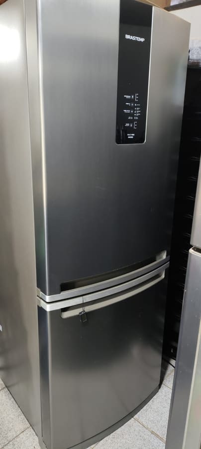Geladeira Brastemp Frost Free Inverse após manutenção
